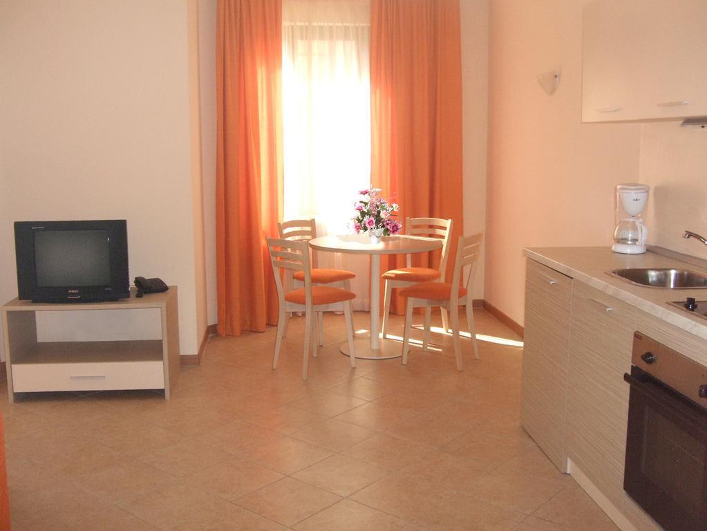 Royal Sun Aparthotel Sunny Beach Cameră foto
